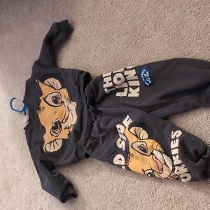 Lion king sweatsuit